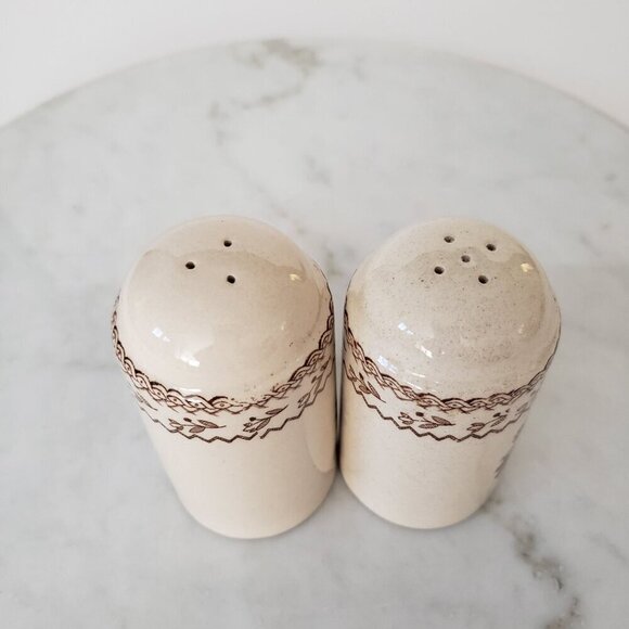 VTG Johnson Brothers Fruit Sampler Apple Ceramic Salt Pepper Shaker Old Granite - Picture 7 of 9